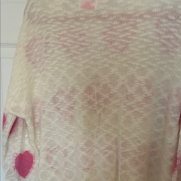 Pink Lily Heart Pattern Sweater - Picture 4 of 4